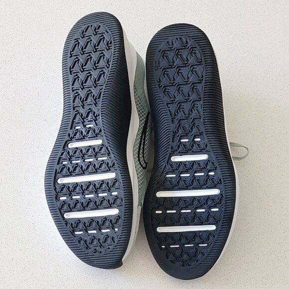 Nike Women's Mc Trainer 2 Light Silver Mica Green Size 7.5 - Picture 5 of 14